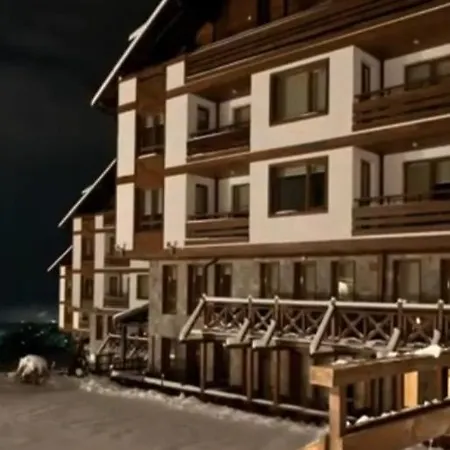 Life Apartman *